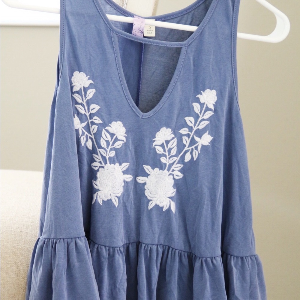 Cute flowy tank top